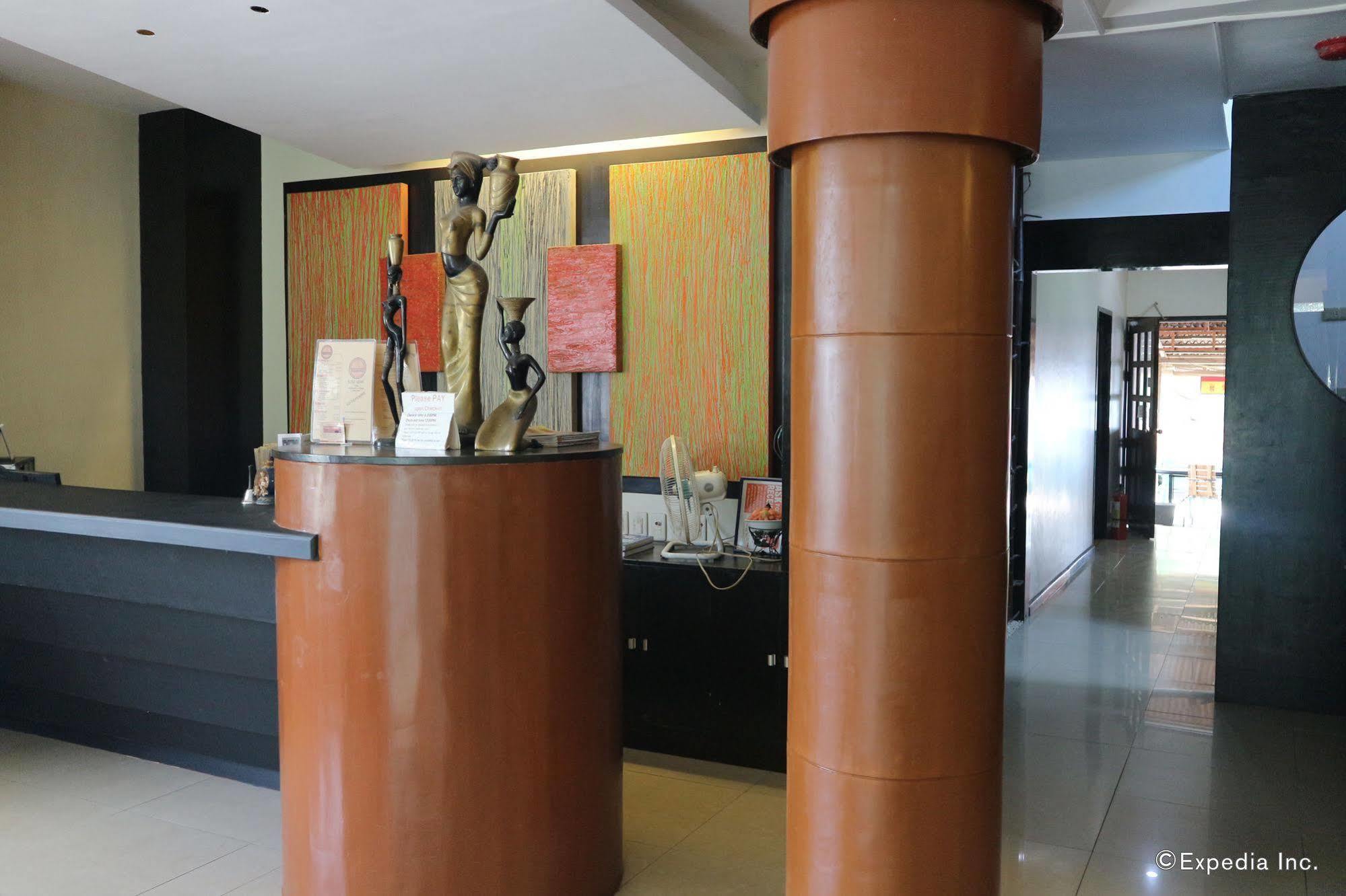 Basa Hotel Kalibo Bagian luar foto