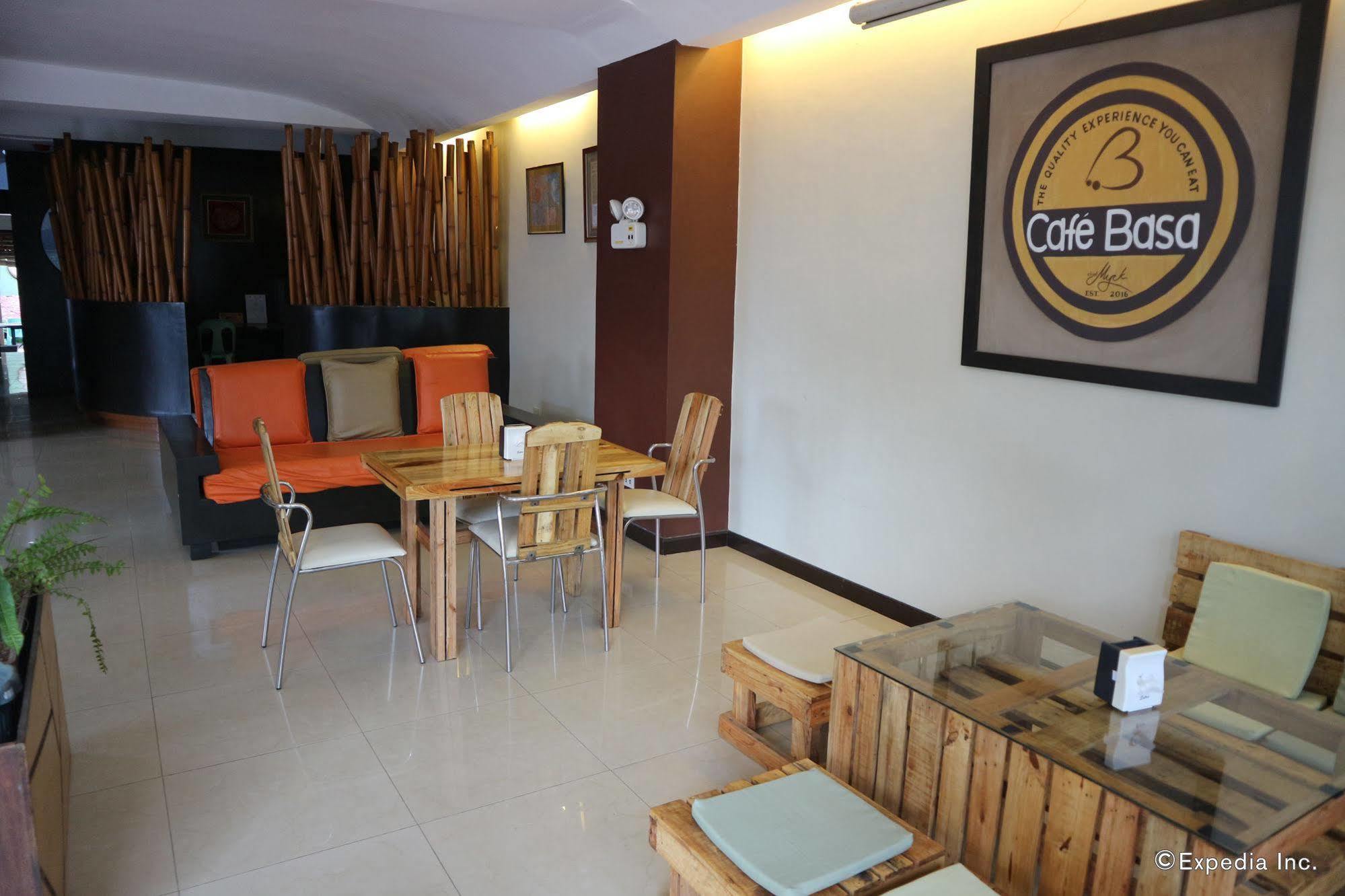 Basa Hotel Kalibo Bagian luar foto